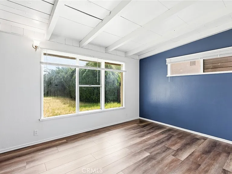 40861 Whittier Ave — Photo 20