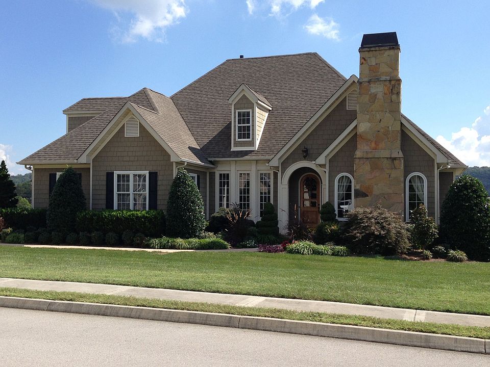 1st image of 176 Stillwater Cir