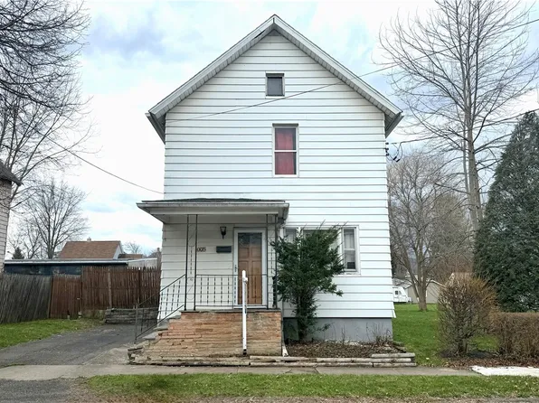 1005 N Main St, Elmira, NY 14901
