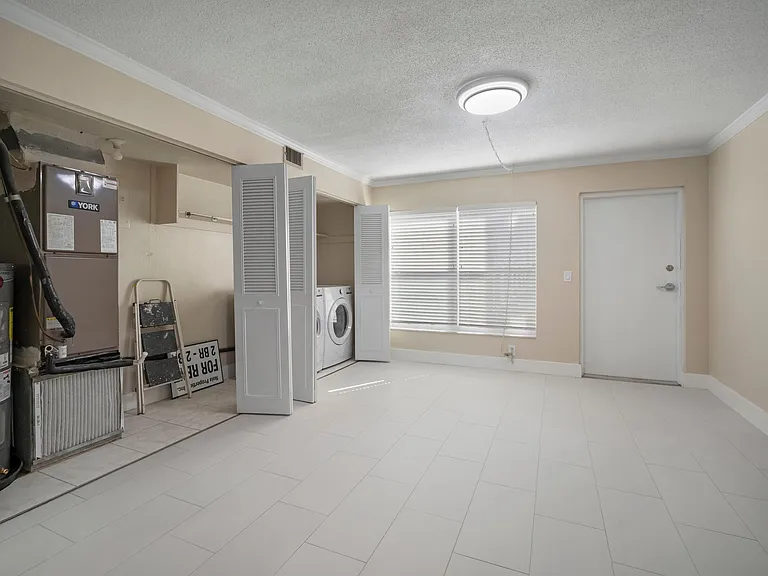 4533 Overlook Dr NE #B — Photo 32