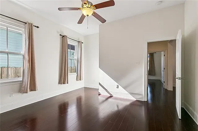 769 Saint Andrew St — Photo 10