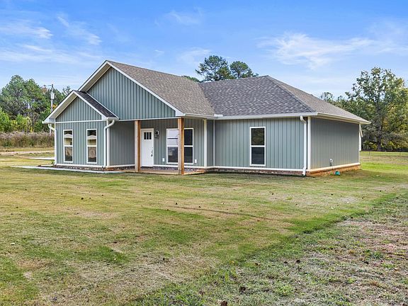 3rd image of 4454 County Road 200 Rd