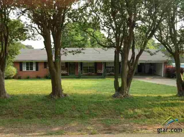 401 Myrtle Dr, Jacksonville, TX 75766