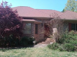 1090 Hagood Ln, Athens, GA 30606