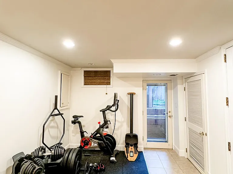 611 S Fayette St — Photo 23