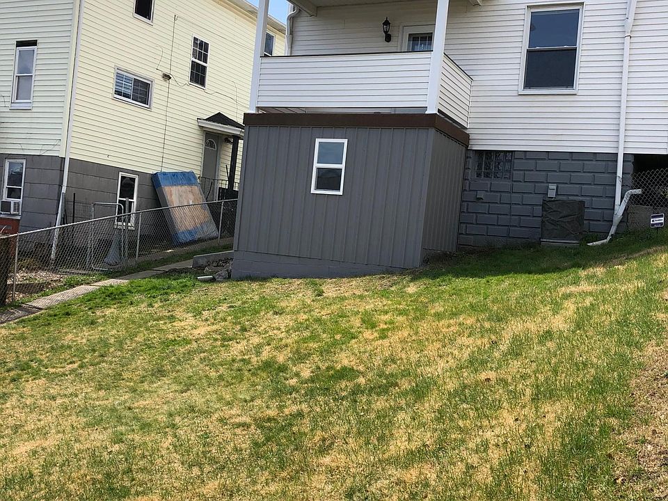 806 Meadow Ave, Charleroi, PA 15022 Zillow