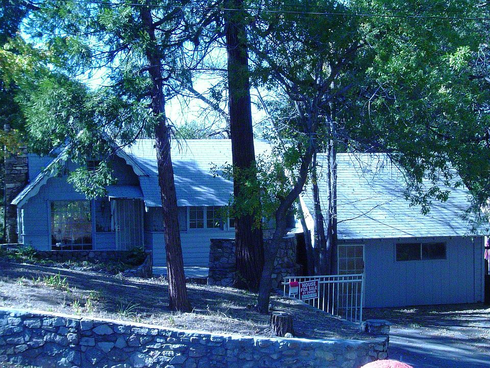 2 BR/1 BA 1800 SQ FT MOUNTAIN HOME