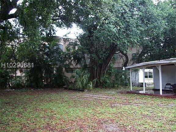 3rd image of 3196 NW 168th Ter