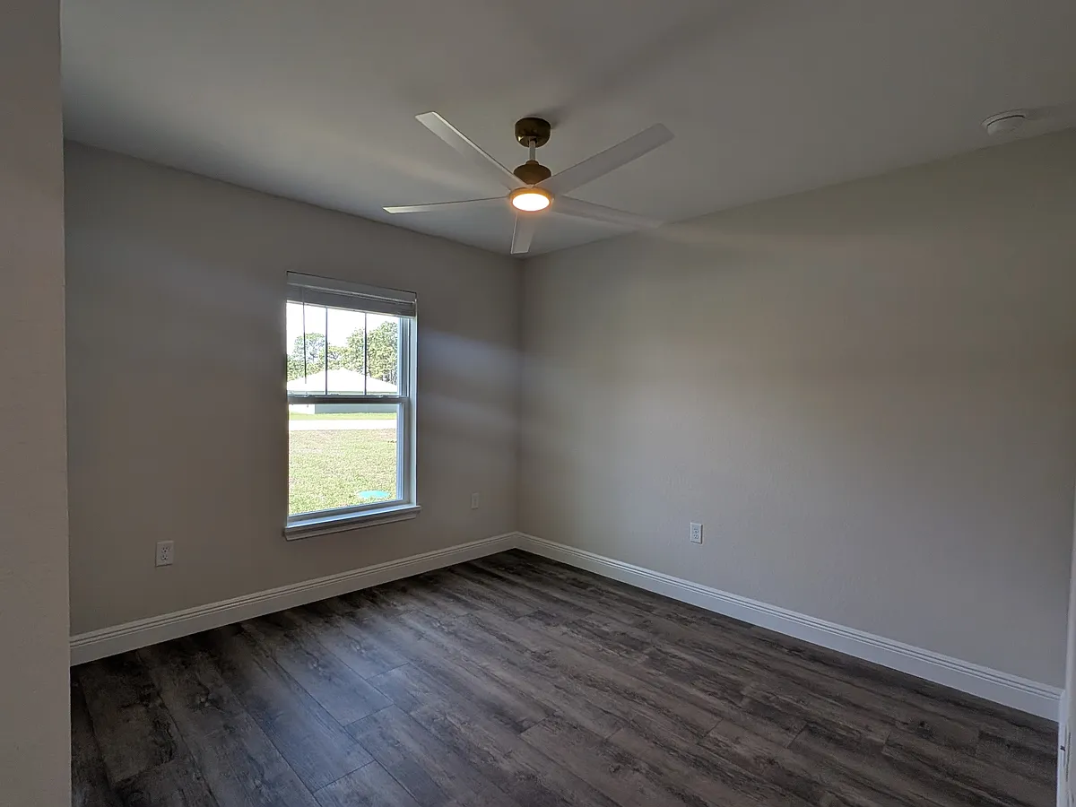Building Photo - 7217 Hemlock Loop