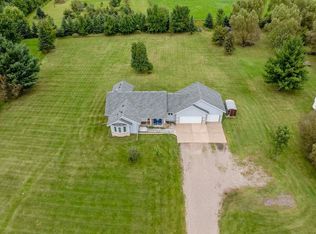 11331 Lakeview Heights Rd, Pine City, MN 55063