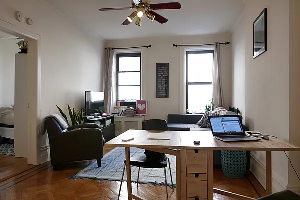 Rented by JK Dansar Corp | media 37