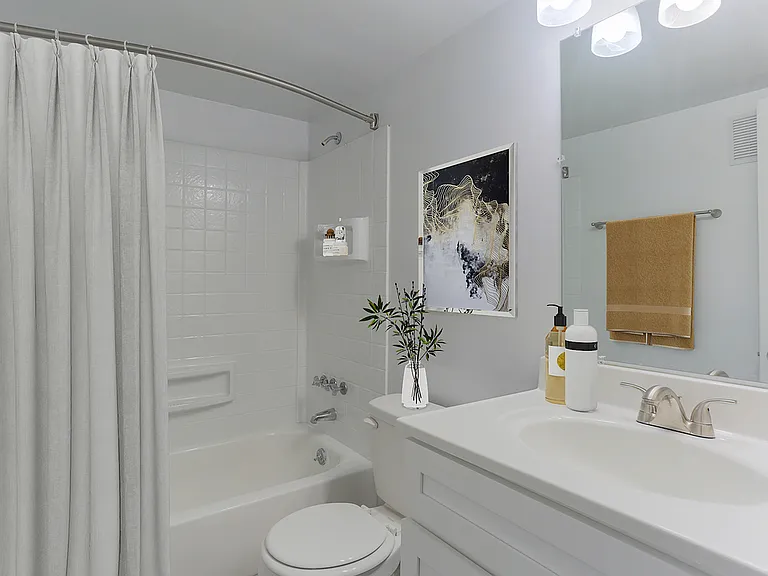 395 Hilltop Dr #395C — Photo 1