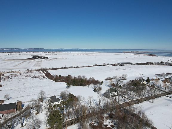 5th image of Old Post Rd