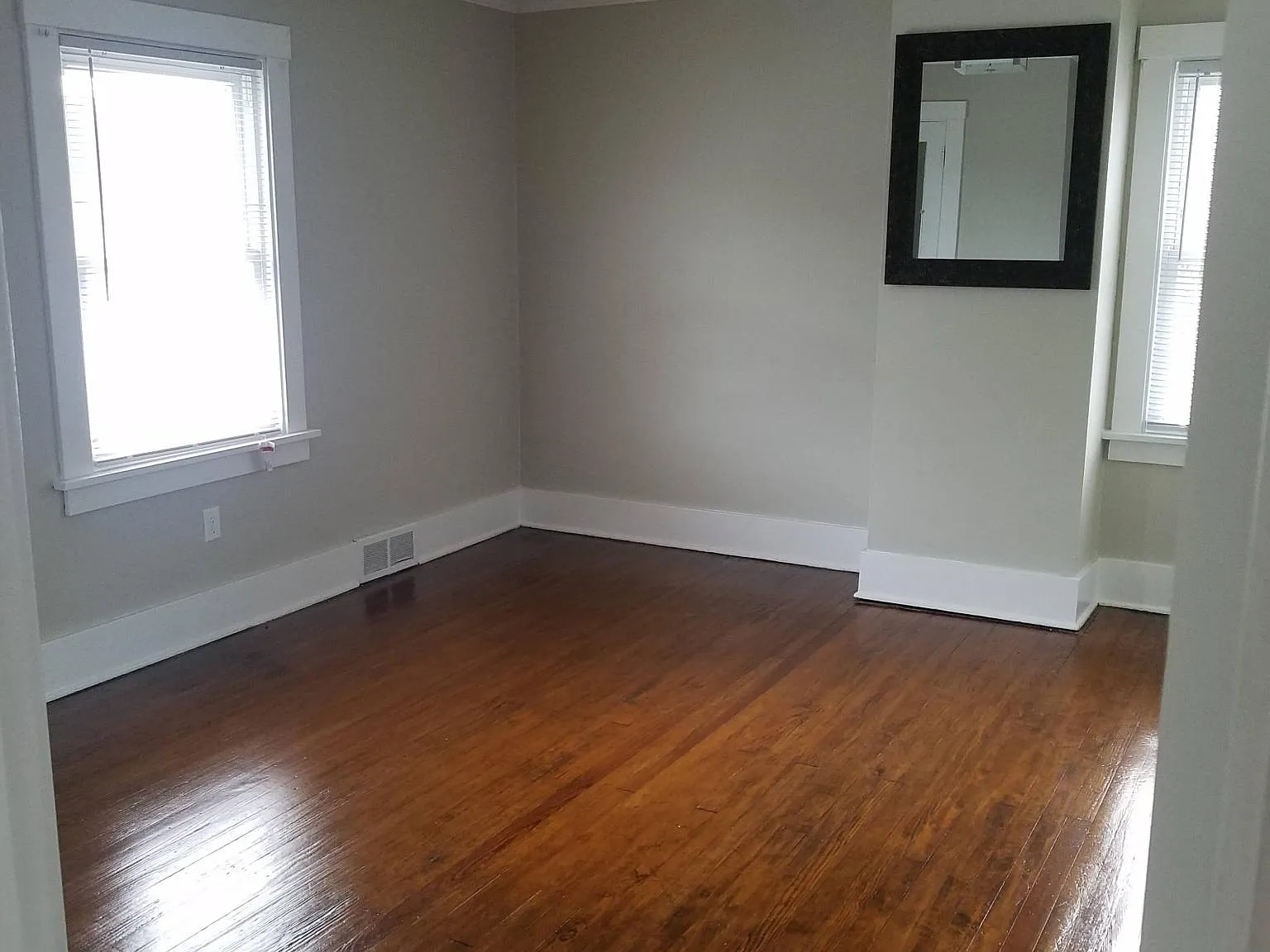 3 bed, 1352 sqft, $1,560 — Photo 4