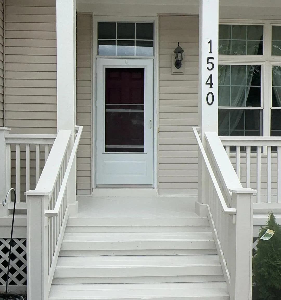 4 bed, 2.5 bath, 2411 sqft, $3,000 — Photo 2