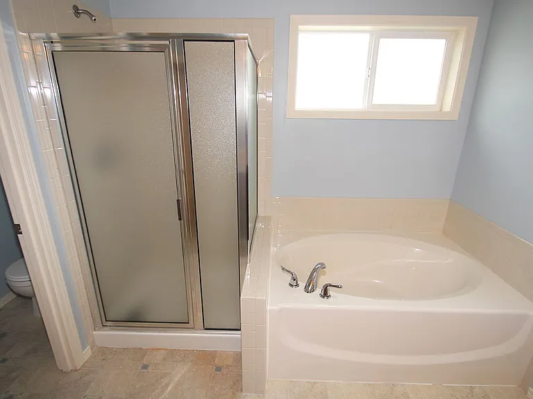 19208 NE 66th Way — Photo 15