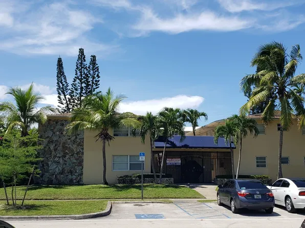 2121 NE 168th St APT 6, North Miami Beach, FL 33162