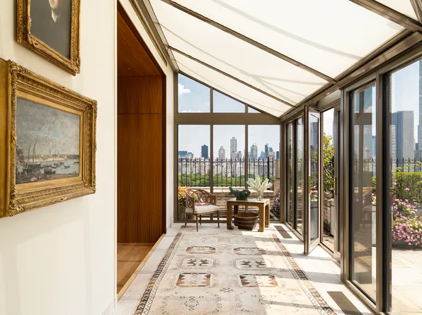 55 Central Park West image 18 of 23