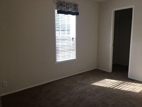 4th image of 13609 Oaktree Ct