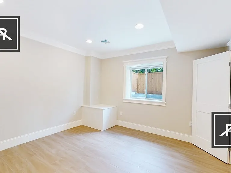 103 Sumner Rd #1 — Photo 3