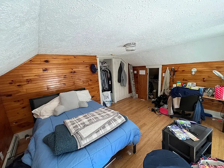 240 Charles St #4 — Photo 7