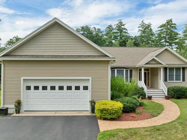 112 Pinecrest Road, Litchfield, NH 03052