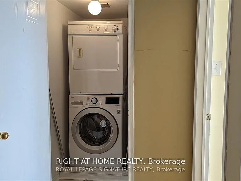 4869 Half Moon Grv #27 — Photo 25