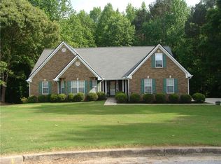 1611 Lake View Ct, Loganville, GA 30052