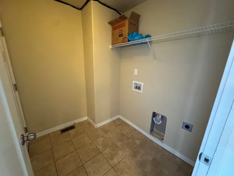 7623 Dutch Loop — Photo 17
