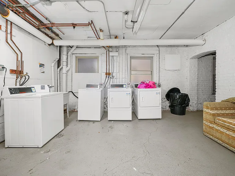 1925 Grove Ave #211 — Photo 10