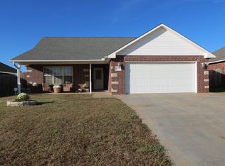 1204 Emma Ln, Stillwater, OK 74075