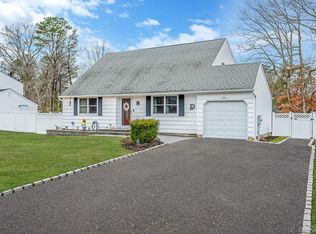 51 Ridge Haven Drive, Ridge, NY 11961