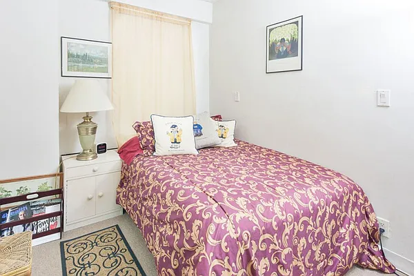 Rented by Owner | media 36