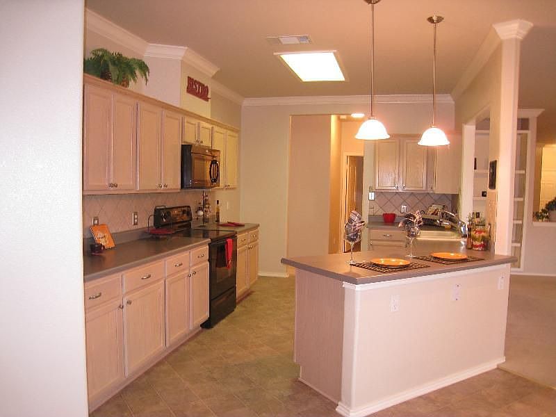 2nd image of 2208 Flaming Tree Ct