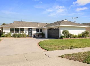 14342 Riviera Dr, Huntington Beach, CA 92647