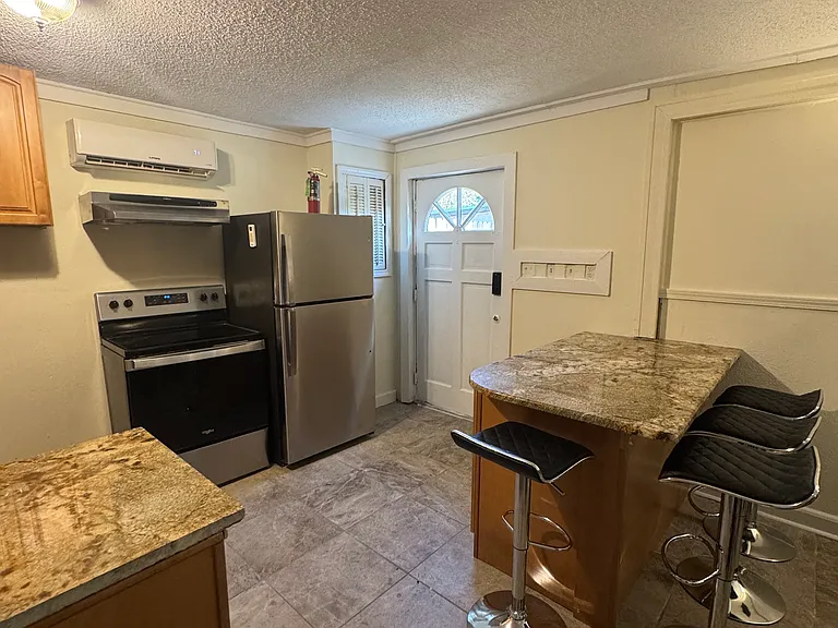 3705 Market St #1 — Photo 17