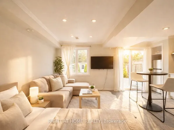 95 Giancola Cres, Vaughan, ON L6A 2T5