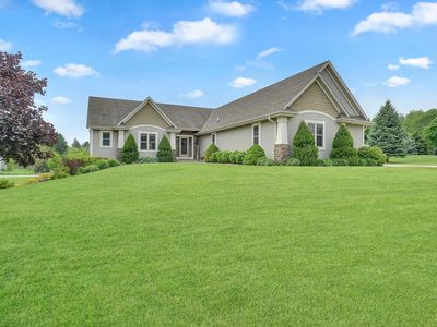 N113W21909 North Manor COURT, Germantown, WI, 53022