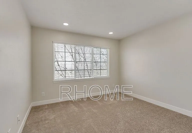 105 E Chandlerpoint Way — Photo 19