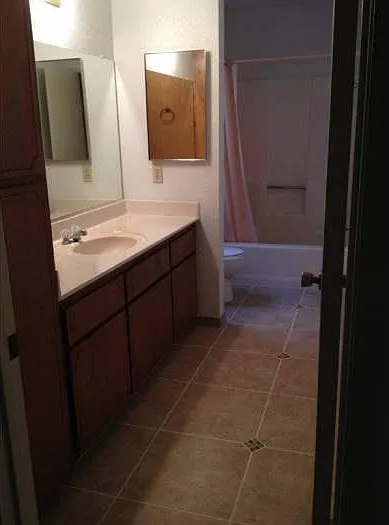 1891 Earl Way — Photo 6