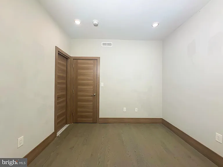 2109 M St NE #4 — Photo 13