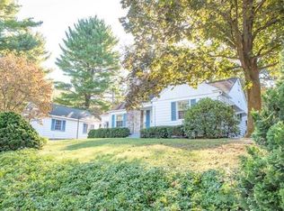 3224 Chestnut Dr, Allentown, PA 18104