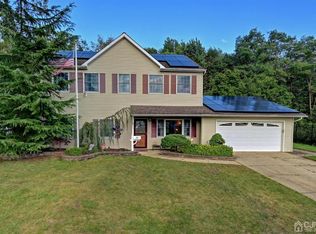 79 Forest Park Ter, Monroe Township, NJ