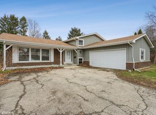 1644 Killdeer Dr, Naperville, IL 60565