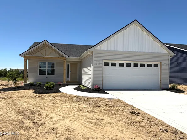 1335 Limerick Ln, Waterville, OH 43566