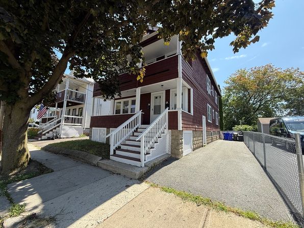 135 Mills St FLOOR 2