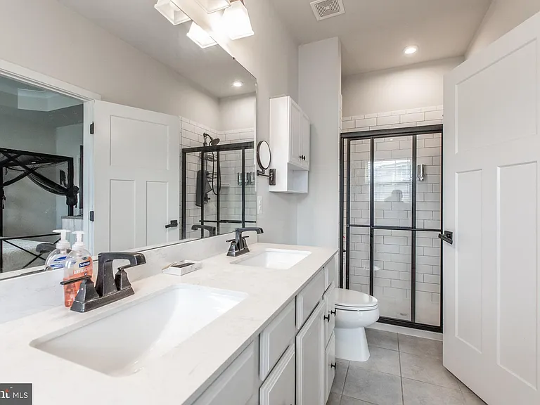 18105 Red Cedar Rd — Photo 33