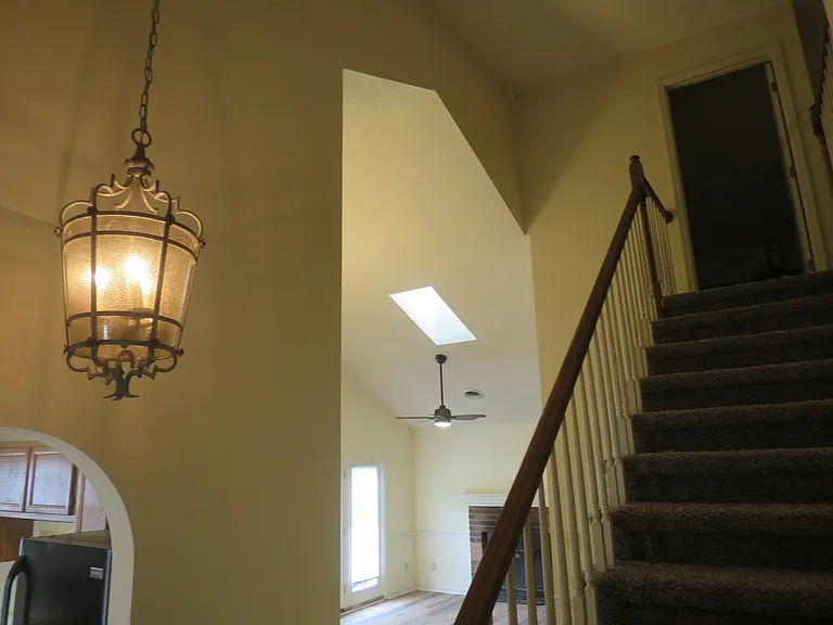 441 Eagle Brook Dr #1 — Photo 8