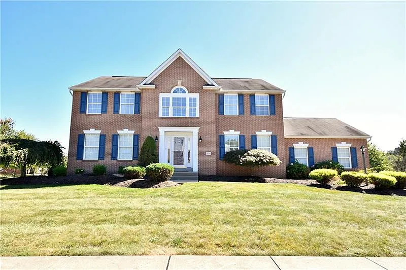 130 Pine Creek Dr photo 1