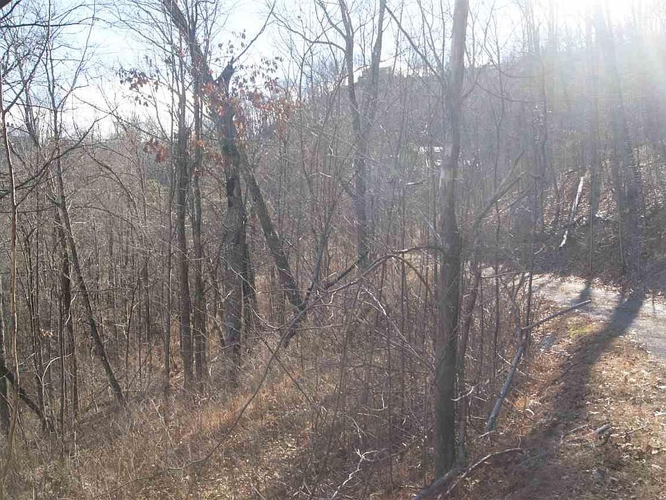 2nd image of Lonesome Pine Way